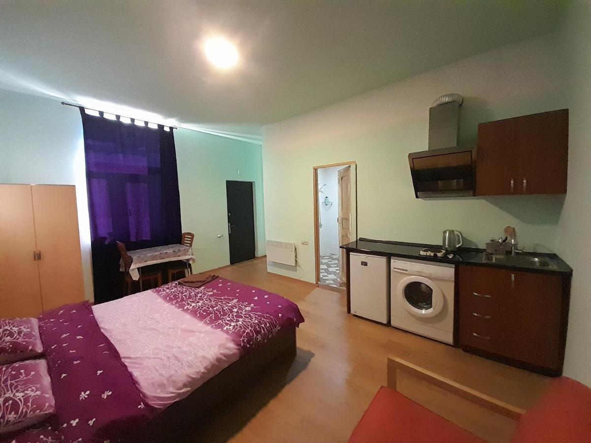 Art Guest House In Kaskad Ереван Екстериор снимка