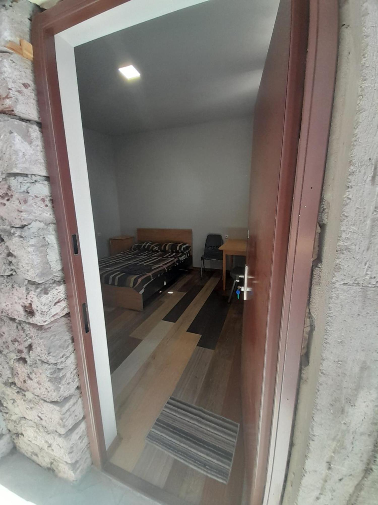 Art Guest House In Kaskad Ереван Екстериор снимка